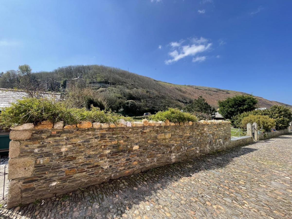 Villa The Brewhouse Boscastle Harbour Extérieur photo